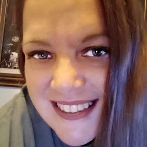 Meet your Posher, Sarah ellen